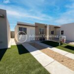 CASA DE 2 RECÁMARAS, CERCA DE AVE. TALAMÁS CAMANDARI