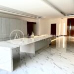 RESIDENCIA DE UNA PLANTA EN CAMPOS ELÍSEOS