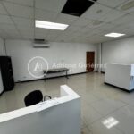 OFICINA DISPONIBLE EN EDIFICIO DE CANACO
