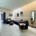 CASA EQUIPADA EN CRETA RESIDENCIAL, CON PÁNELES SOLARES