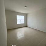 CASA NUEVA CON ESTUDIO Y EXCEDENTE DE TERRENO