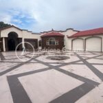 RESIDENCIA CON ALBERCA Y DEPARTAMENTO INDEPENDIENTE
