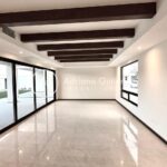 RESIDENCIA DE LUJO CON PISCINA PRIVADA Y DEPARTAMENTO ADICIONAL