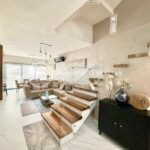 CASAS NUEVAS DE 3 PISOS, FRENTE A PARQUE, POR GALERIAS TEC