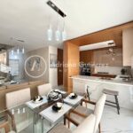 CASAS NUEVAS DE 3 PISOS, FRENTE A PARQUE, POR GALERIAS TEC