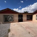 CASA DE 1 PISO EN ESQUINA, ÁREA JÚPITER