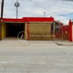 CASA DE 1 PLANTA CON AMPLIO PATIO CERCA DE ¨LA CURVA¨