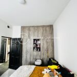 CASA EQUIPADA CON CELDAS SOLARES EN ZONA SENDERO