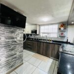 CASA EN VENTA EN ESQUINA, FRENTE A PARQUE